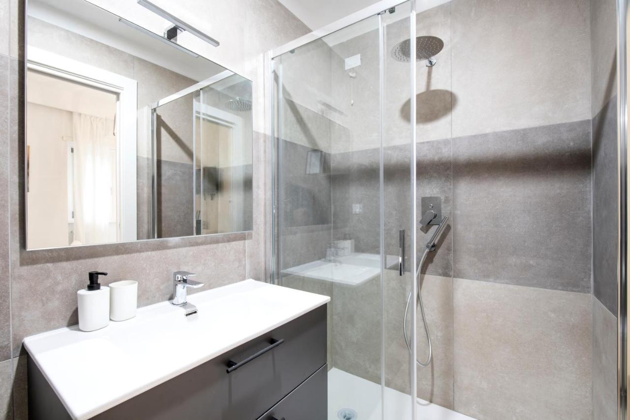 Easystayrome 10 Pax 3 Baths 1 Min From Metro Zewnętrze zdjęcie